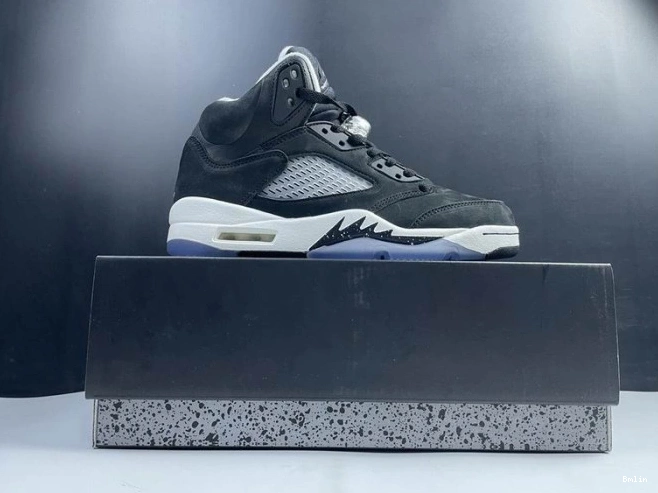 Bmlin Shoes 5 OREO CT4838-011 JORDAN AIR 0818